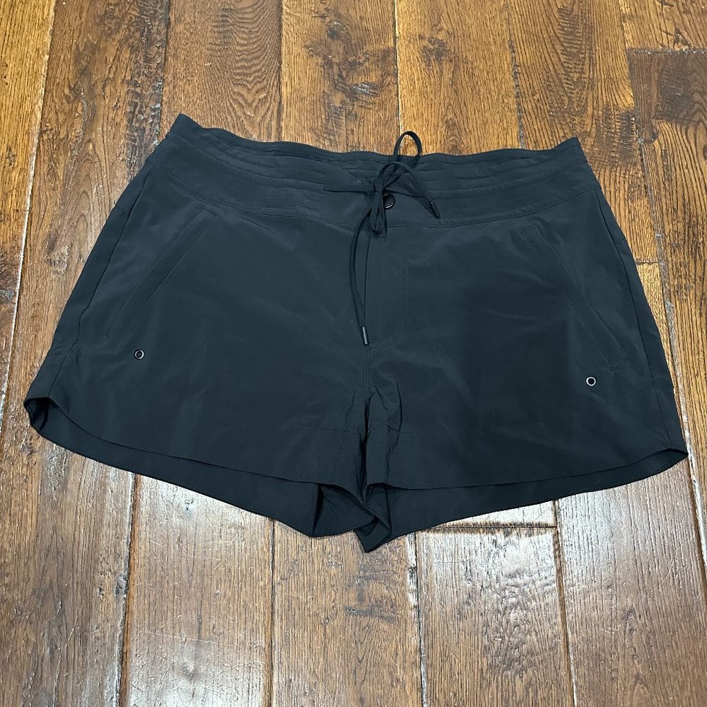 Athleta Board Shorts 12 Black